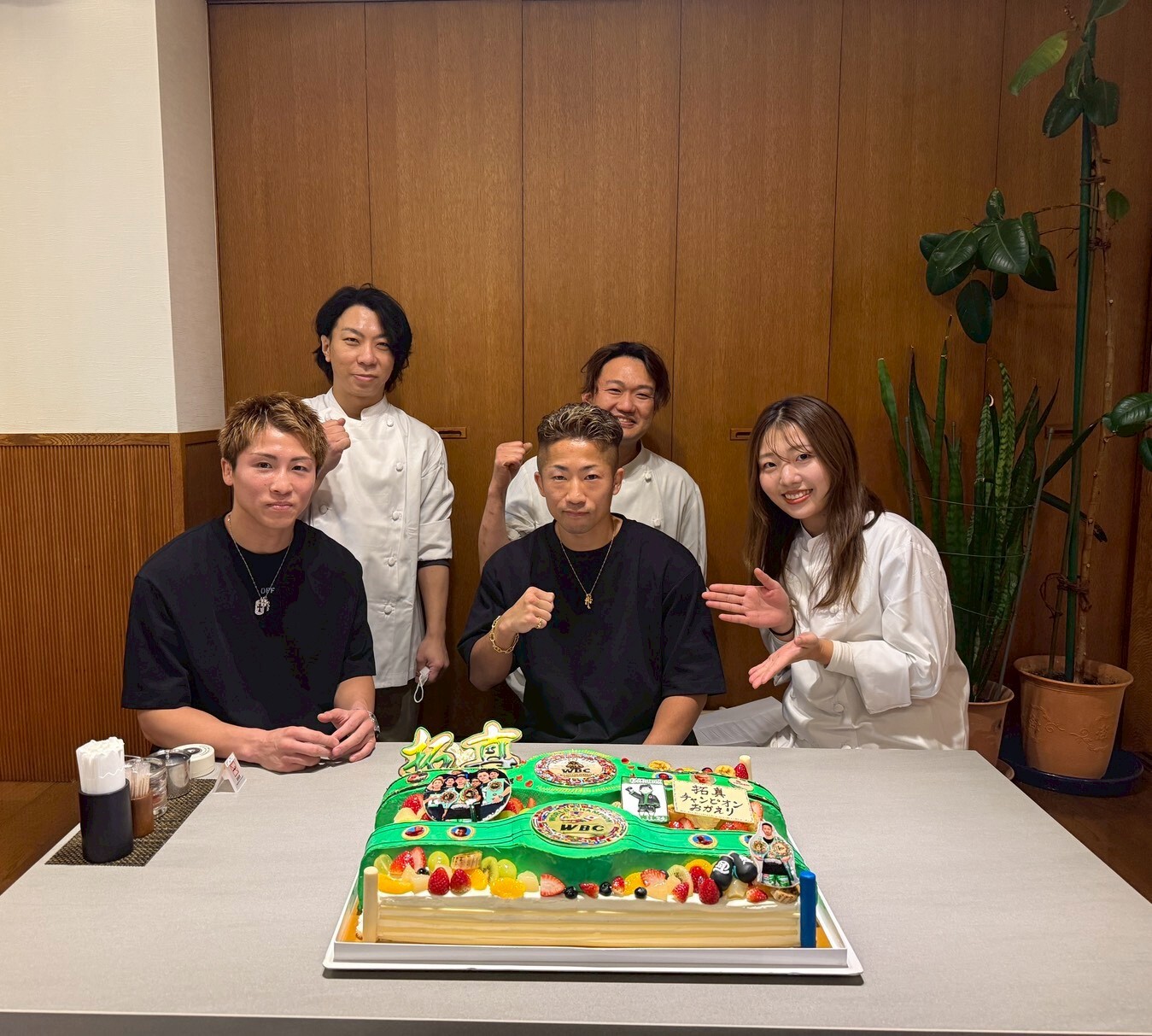 メディア関係、受賞歴 しあわせのお菓子ツリーオーブン